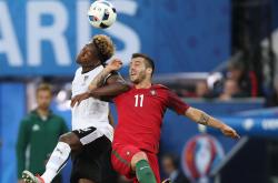 LOL赛事-包含奥地利队横扫葡萄牙队，波尔状态火热的词条