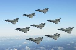 英雄联盟总决赛直播-极夜中的圣火，那一夜，楚阿梅尼烧穿了争冠的天穹