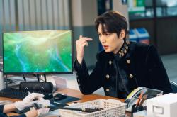 英雄联盟总决赛-猎人与猎物，猛龙如何以节奏为笼，将森林狼的野性驯服