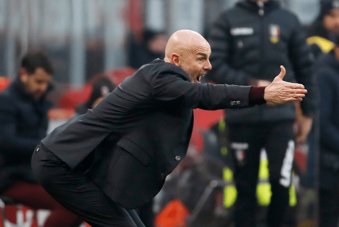 斯佩齐亚队主场出色发挥，赢得球迷认可的简单介绍