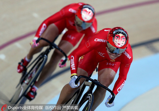 荷兰女子自行车选手创造历史，获得银牌