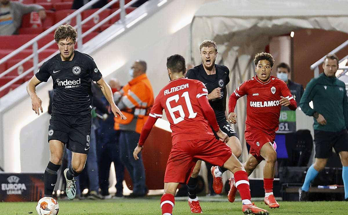 斯图加特主场力擒对手,积分上涨 斯图加特主场力擒对手,积分上涨