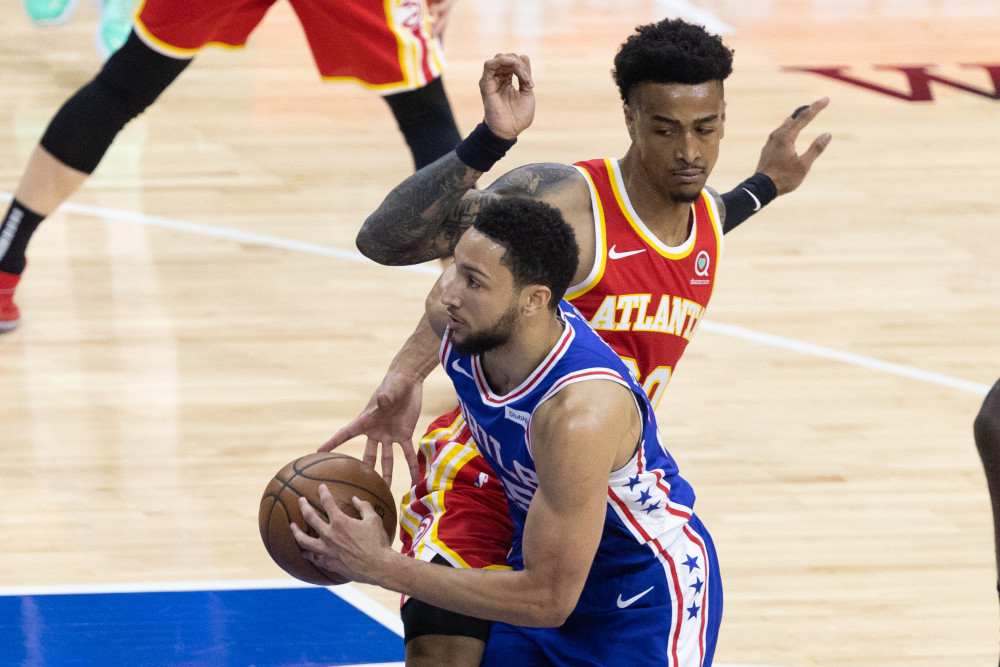 老鹰后卫新季表现抢眼赢得掌声