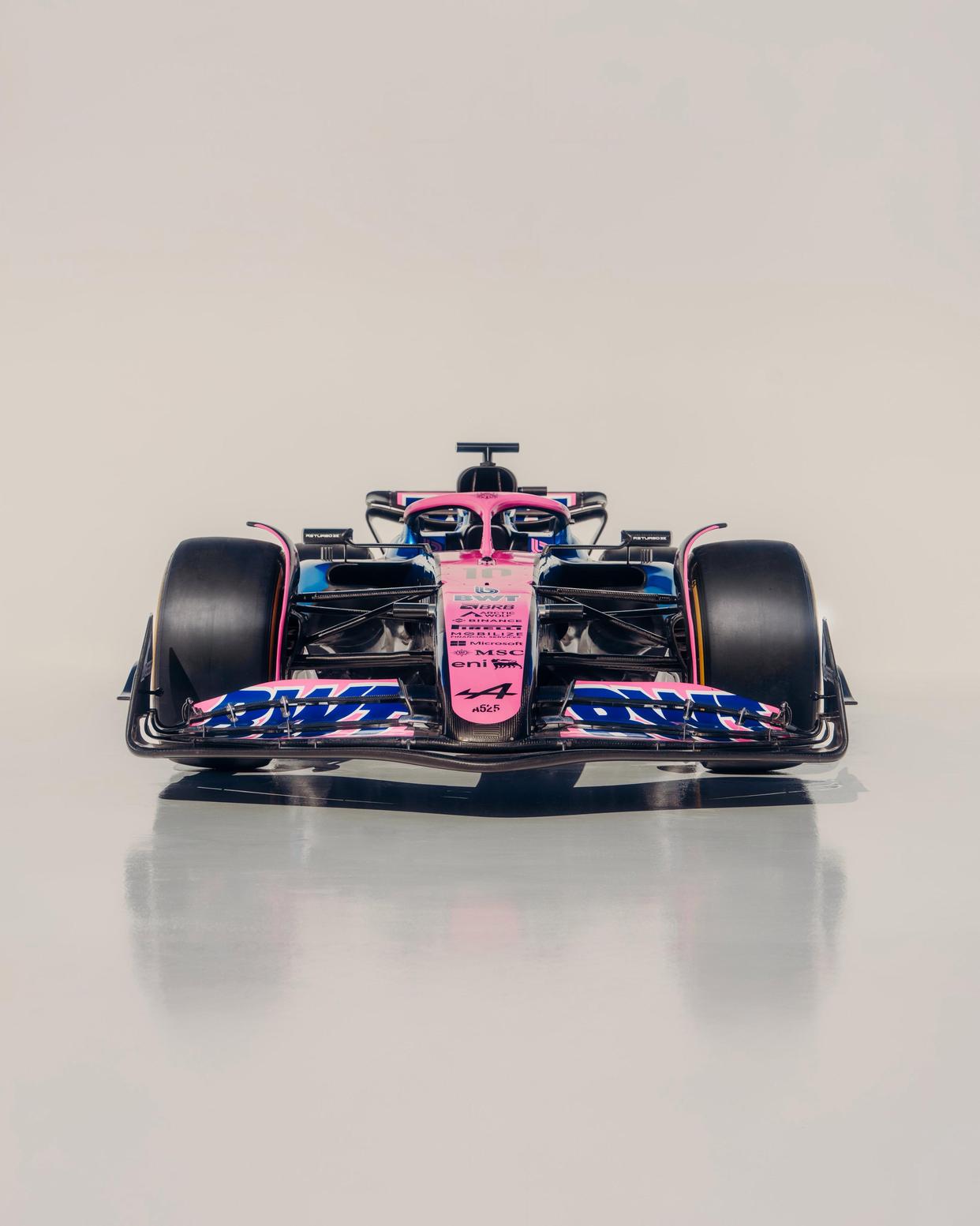 红牛二队鏖战哈斯车队,汉密尔顿扛起全队 红牛二队鏖战哈斯车队,汉密尔顿扛起全队