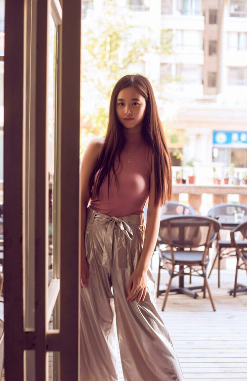 上海队战术席卷费城,德罗赞用乔丹式后仰锁定世界排名关键战