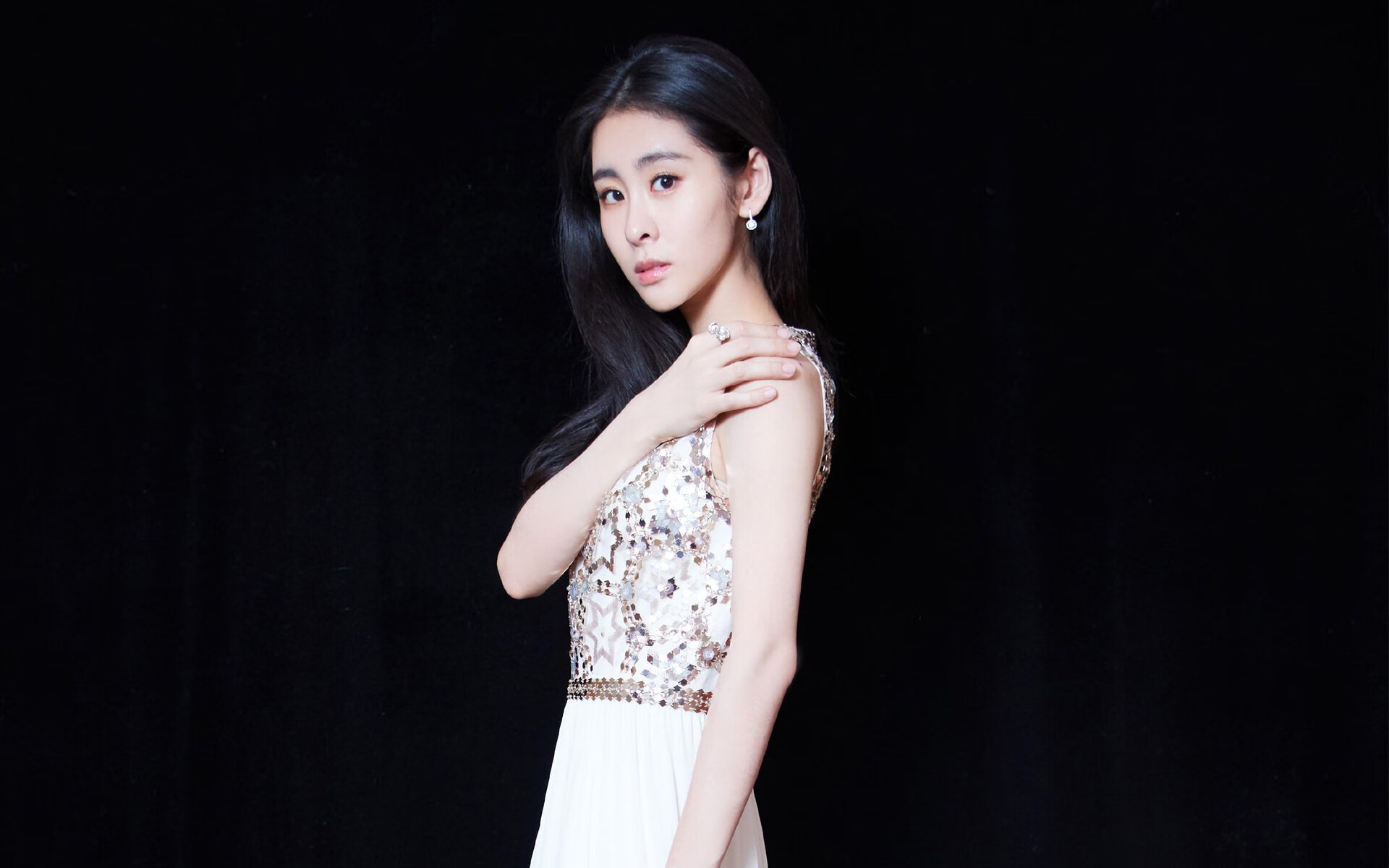 协奏曲的双重奏，波兰的团队之光与罗德里戈的个人焰火