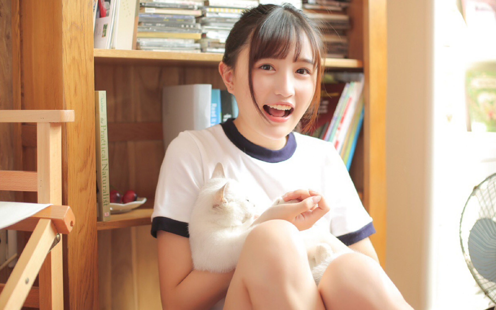 摩纳哥的决胜局，当加克波在绿茵场进站超车，F1争冠悬念于赛道外上演