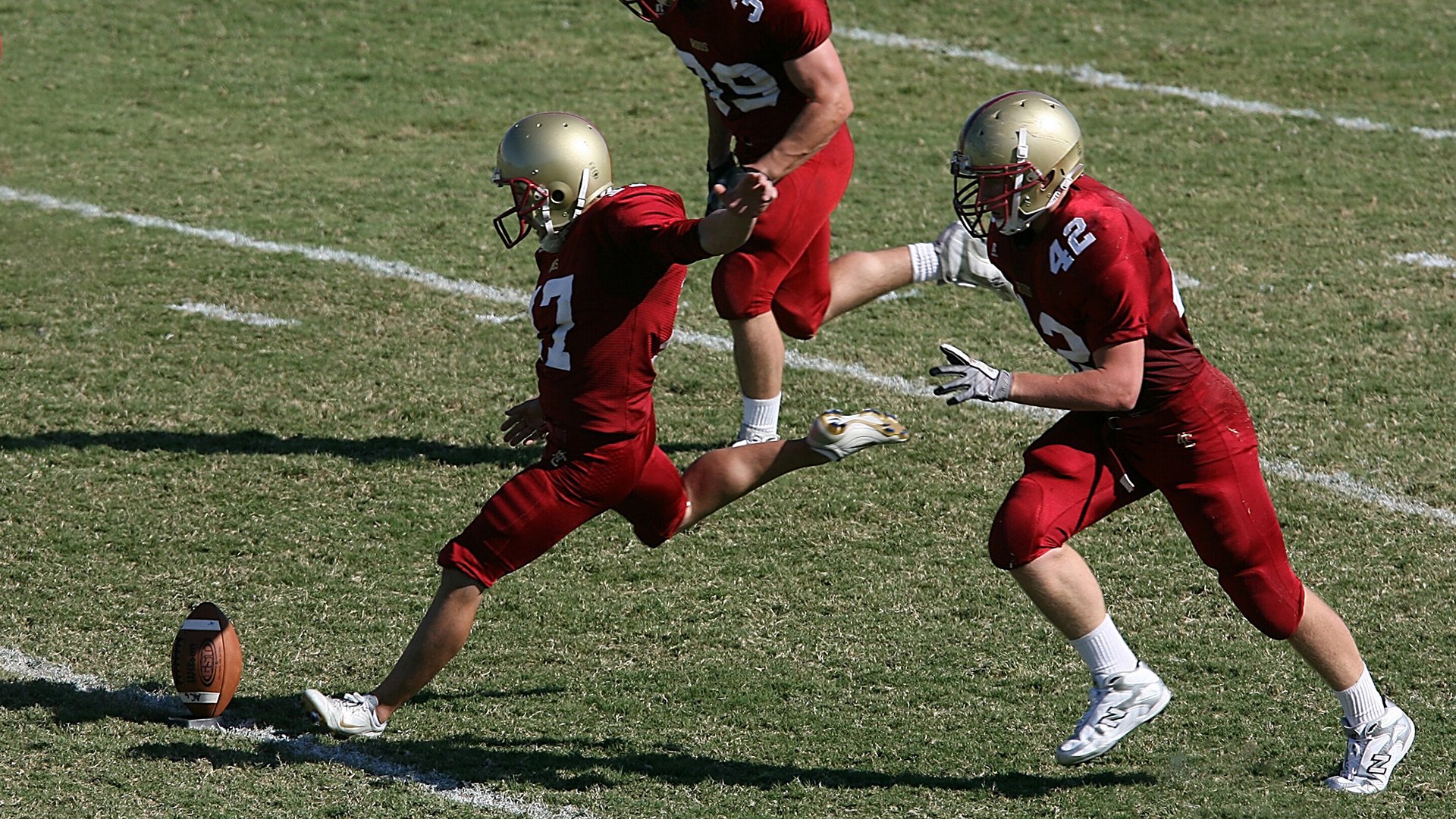 新大陆风暴，美国横扫勒沃库森，卡拉斯科成为关键先生